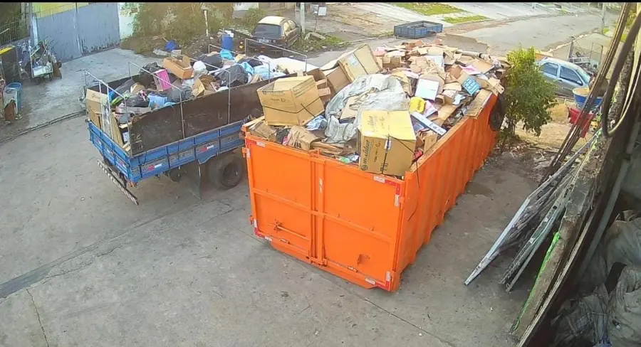 Limpeza de estoque, foto real da P.J.A Recicláveis